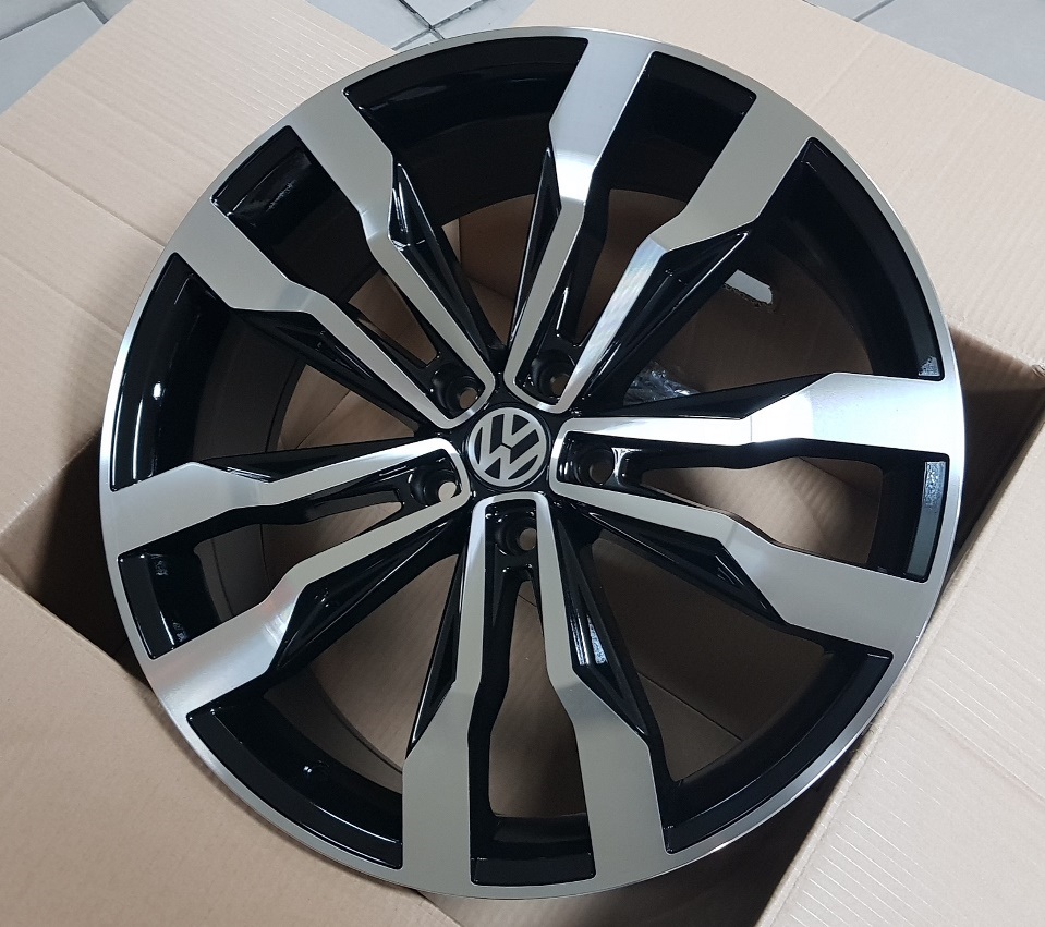 Диск Литой FR мод.VV5333 20х8.5 PCD 5х112 ET41 DIA57.1  BKF  